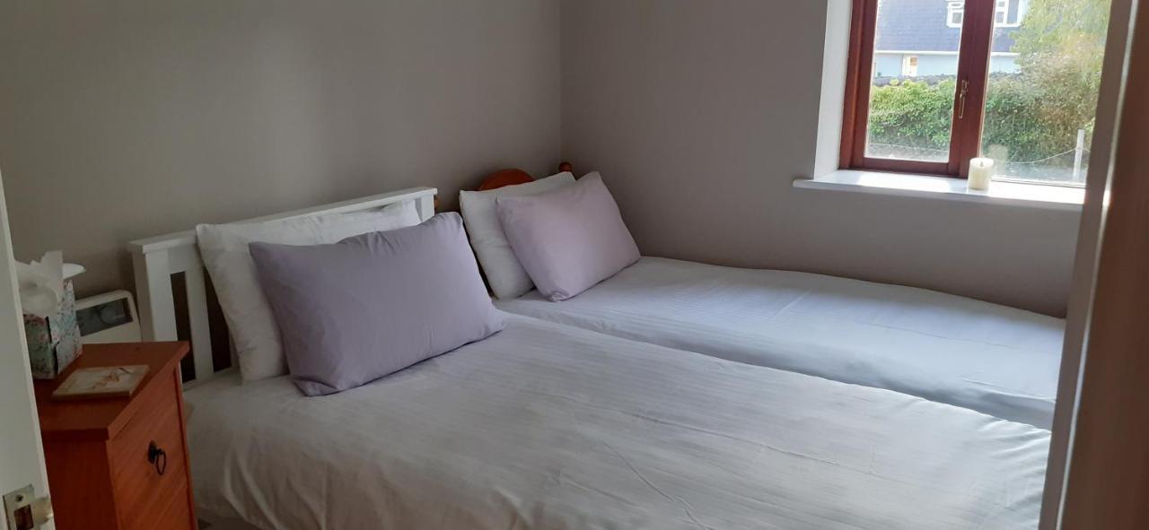 Beautiful & Quiet Countryside Setting In Kinsale Apartment Cork Exterior photo